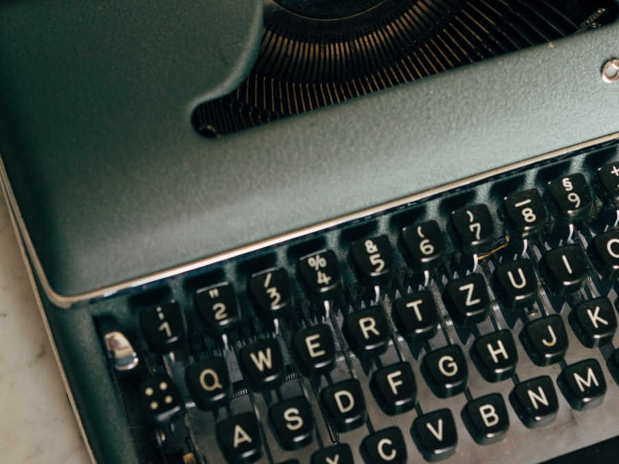 was-sollte-in-einem-arbeitsvertrag-stehen